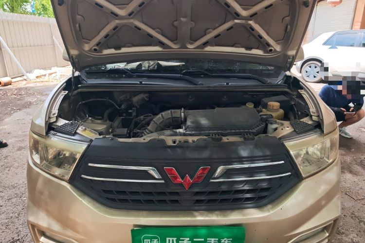Used Wuling Hongguang V 2019 1.5L Enjoyment Version China VI LAR Engine Bay