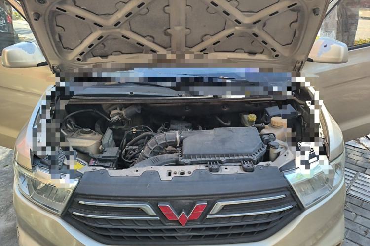 Used Wuling Hongguang V 2019 1.5L Enjoyment Version China VI LAR Engine Bay