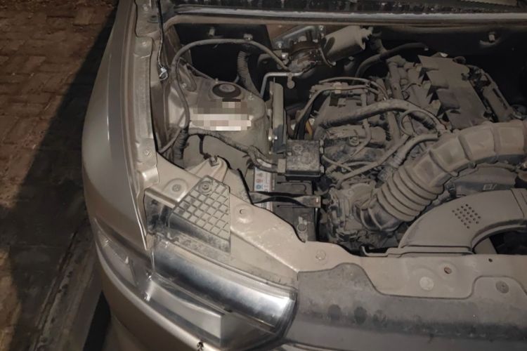 Used Wuling Hongguang V 2019 1.5L Jingqu Version China VI LAR Engine Bay Right