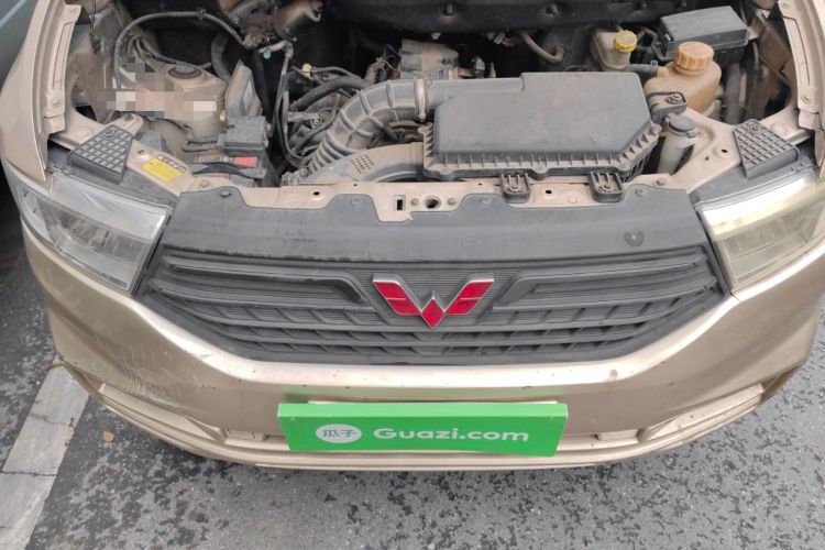 Used Wuling Hongguang V 2019 1.5L Jingqu Version China VI LAR Engine Bay