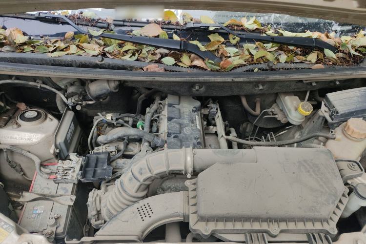 Used Wuling Hongguang V 2019 1.5L Jingqu Version China VI LAR Engine Bay