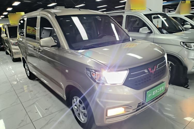 Used Wuling Hongguang V 2019 1.5L Enjoyment Version China VI LAR Exterior 1