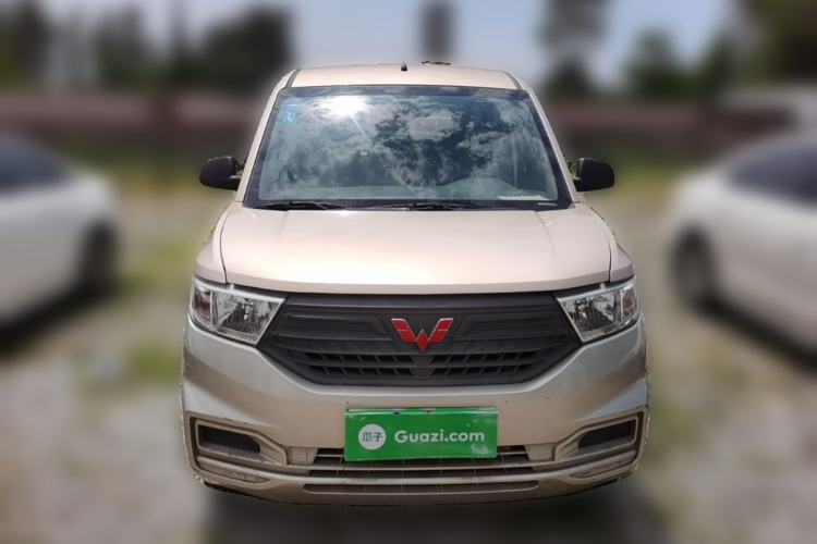 Used Wuling Hongguang V 2019 1.5L Standard Version China VI LAR Exterior 1