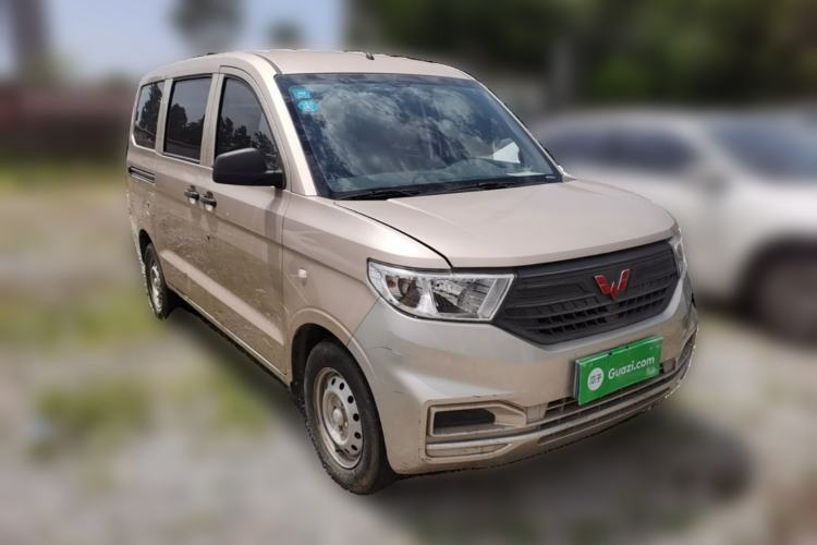 Used Wuling Hongguang V 2019 1.5L Standard Version China VI LAR Exterior 2