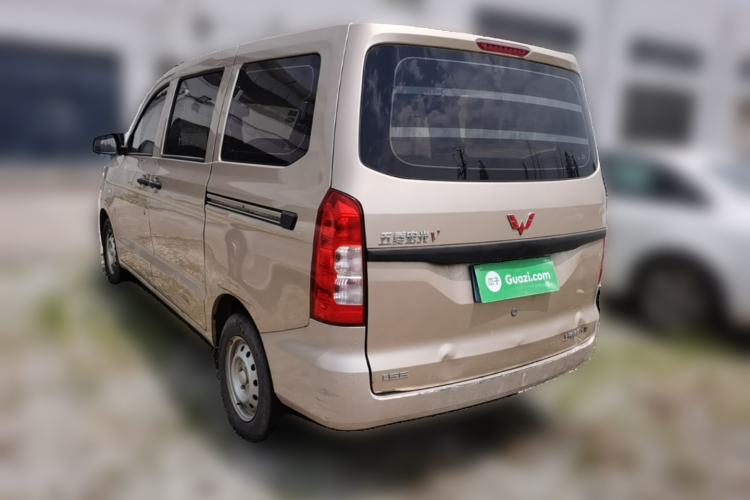 Used Wuling Hongguang V 2019 1.5L Standard Version China VI LAR Exterior 3