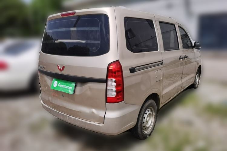 Used Wuling Hongguang V 2019 1.5L Standard Version China VI LAR Exterior 5