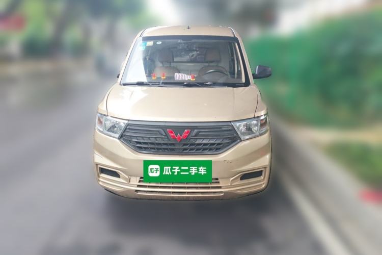 Used Wuling Hongguang V 2019 1.5L Jingqu Edition Sealed-Window Vehicle China VI LAR Front