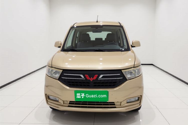 Used Wuling Hongguang V 2019 1.5L Enjoyment Version China VI LAR Front