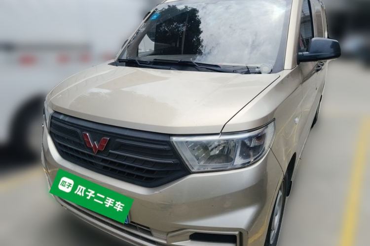 Used Wuling Hongguang V 2019 1.5L Jingqu Edition Sealed-Window Vehicle China VI LAR Front