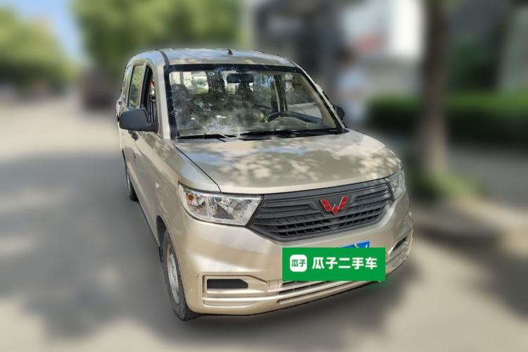 Used Wuling Hongguang V 2019 1.5L Jingqu Version China VI LAR Front Right 45 Deg