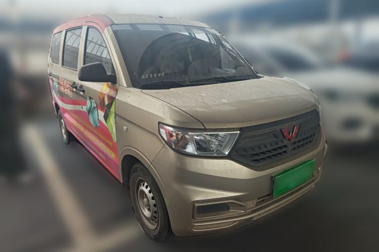 Used Wuling Hongguang V 2019 1.5L Base Version China VI LAR Front Right 45 Deg