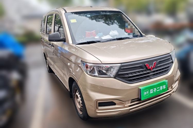 Used Wuling Hongguang V 2019 1.5L Jingqu Version China VI LAR Front Right 45 Deg