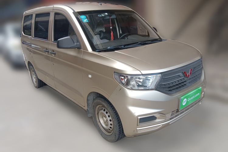 Used Wuling Hongguang V 2019 1.5L Jingqu Version China VI LAR Front Right 45 Deg