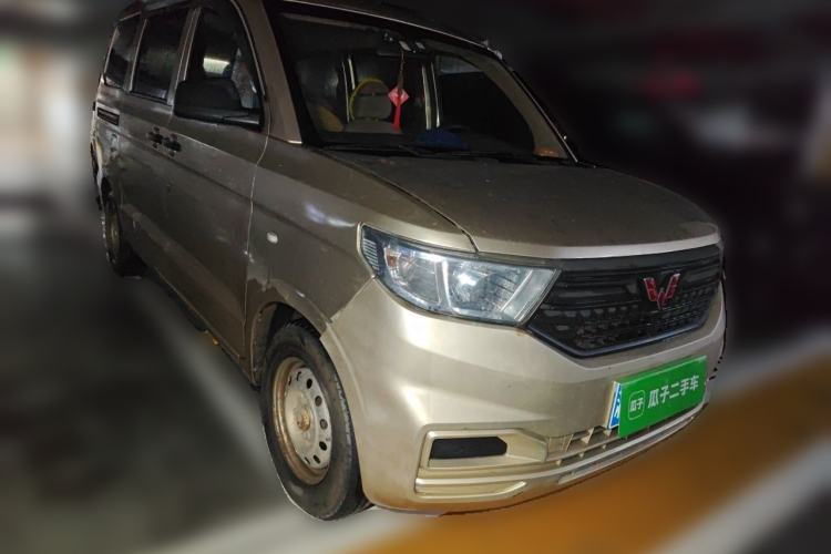 Used Wuling Hongguang V 2019 1.5L Jingqu Version China VI LAR Front Right 45 Deg