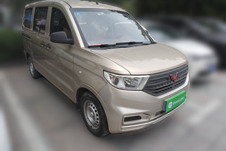 Used Wuling Hongguang V 2019 1.5L Jingqu Version China VI LAR Front Right 45 Deg