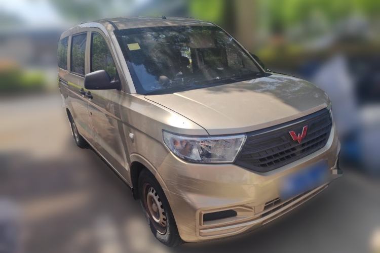 Used Wuling Hongguang V 2019 1.5L Jingqu Version China VI LAR Front Right 45 Deg