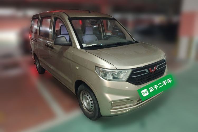 Used Wuling Hongguang V 2019 1.5L Jingqu Version China VI LAR Front Right 45 Deg