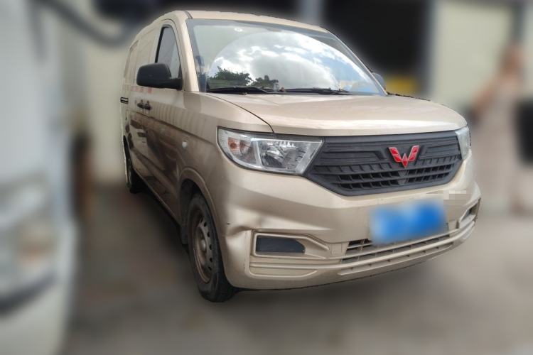 Used Wuling Hongguang V 2019 1.5L Jingqu Version China VI LAR Front Right 45 Deg