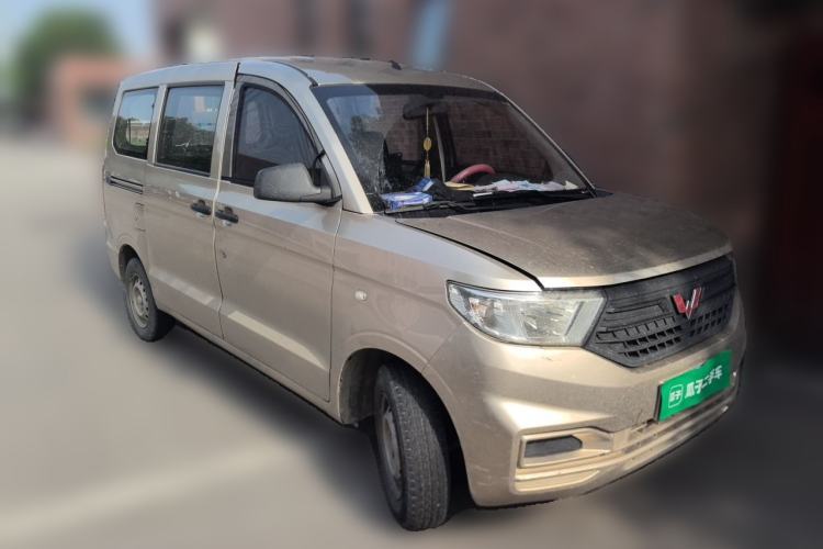 Used Wuling Hongguang V 2019 1.5L Jingqu Version China VI LAR Front Right 45 Deg