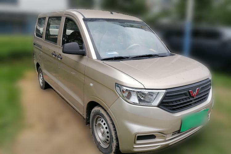 Used Wuling Hongguang V 2019 1.5L Jingqu Version China VI LAR Front Right 45 Deg