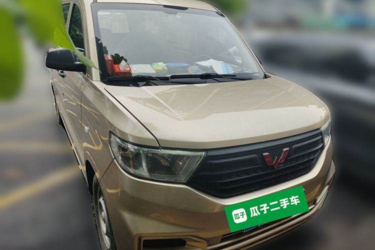 Used Wuling Hongguang V 2019 1.5L Jingqu Version China VI LAR Front Right 45 Deg