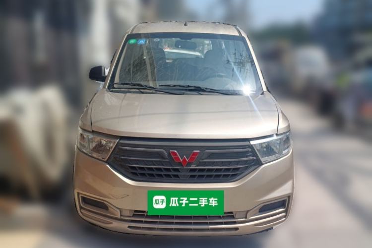 Used Wuling Hongguang V 2019 1.5L Base Version China VI LAR Front