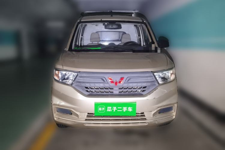 Used Wuling Hongguang V 2019 1.5L Jingqu Edition Sealed-Window Vehicle China VI LAR Front
