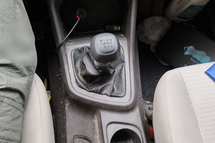 Used Wuling Hongguang V 2019 1.5L Base Version China VI LAR Gear Lever