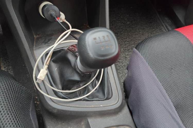 Used Wuling Hongguang V 2019 1.5L Jingqu Version China VI LAR Gear Lever