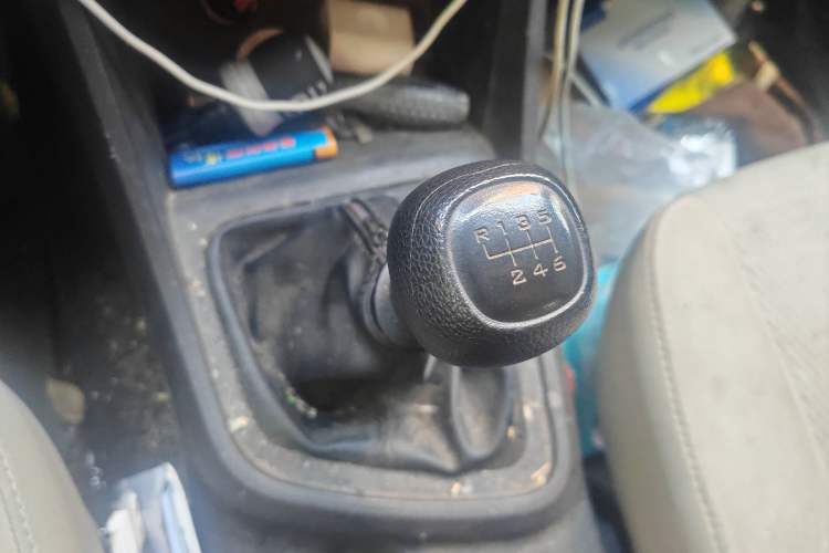 Used Wuling Hongguang V 2019 1.5L Jingqu Version China VI LAR Gear Lever
