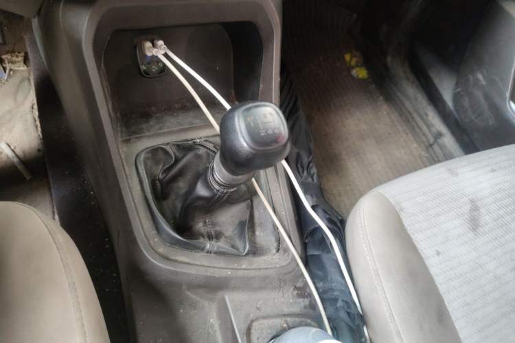 Used Wuling Hongguang V 2019 1.5L Jingqu Version China VI LAR Gear Lever