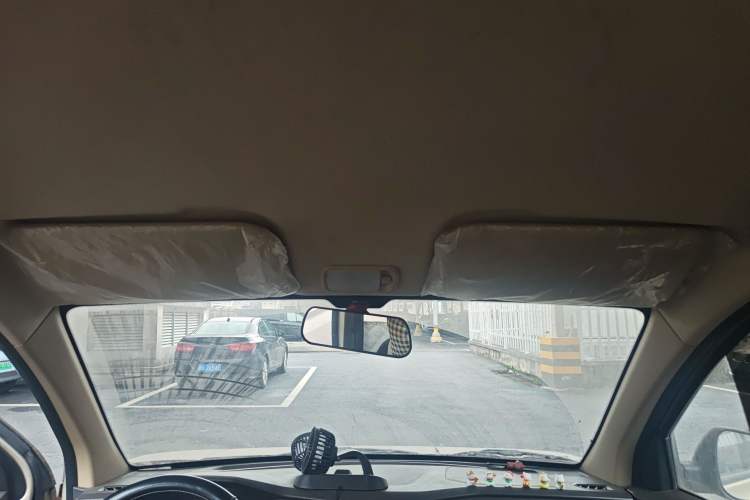 Used Wuling Hongguang V 2019 1.5L Base Version China VI LAR Headliner