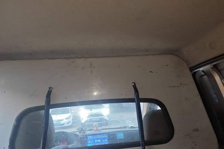 Used Wuling Hongguang V 2019 1.5L Jingqu Edition Sealed-Window Vehicle China VI LAR Headliner