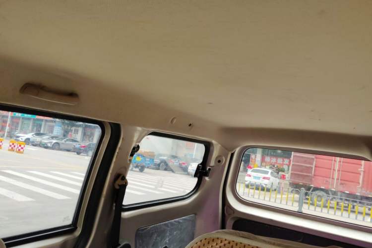 Used Wuling Hongguang V 2019 1.5L Base Version China VI LAR Headliner