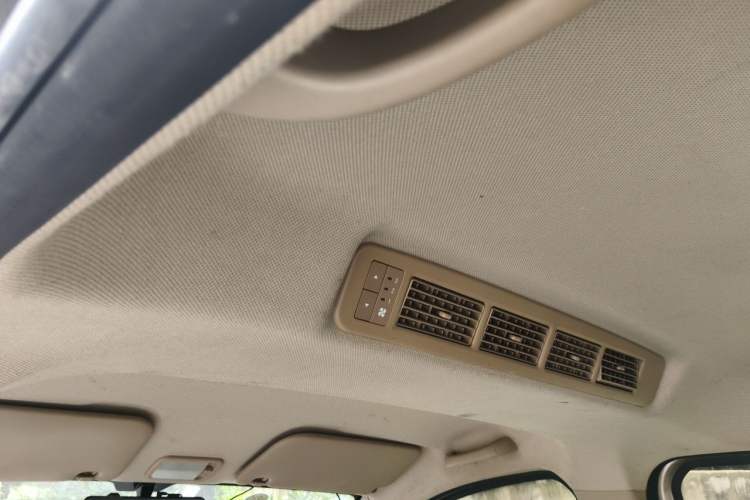 Used Wuling Hongguang V 2019 1.5L Enjoyment Version China VI LAR Headliner