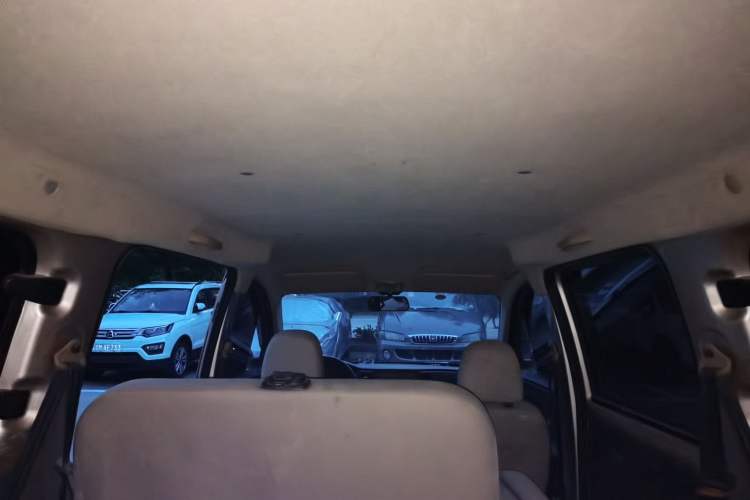 Used Wuling Hongguang V 2019 1.5L Standard Version China VI LAR Headliner