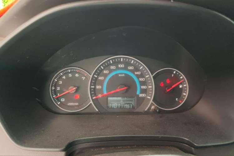 Used Wuling Hongguang V 2019 1.5L Enjoyment Version China VI LAR Instrument Cluster