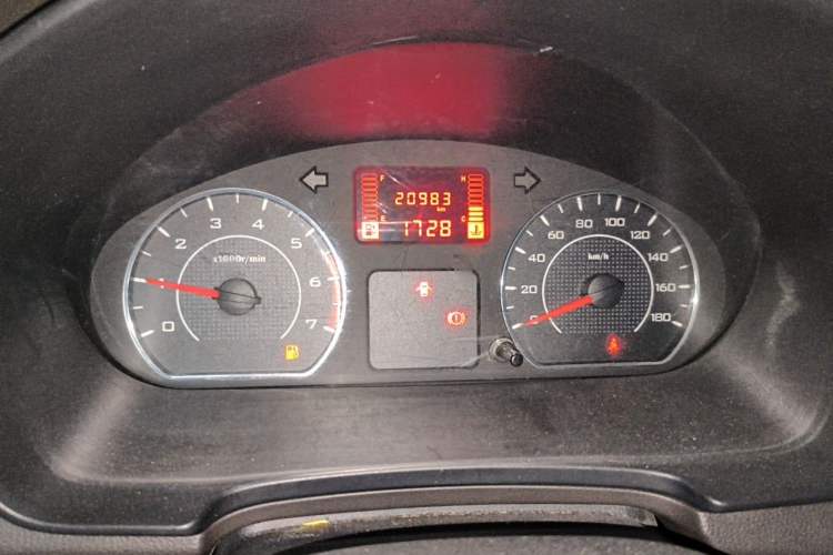Used Wuling Hongguang V 2019 1.5L Jingqu Version China VI LAR Instrument Cluster