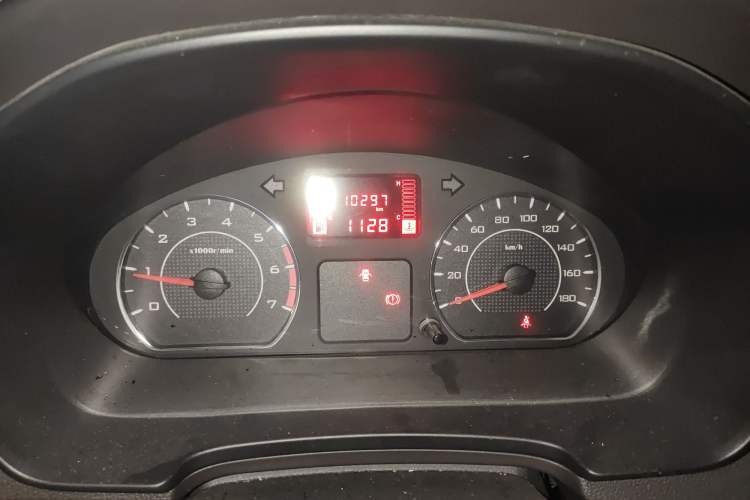 Used Wuling Hongguang V 2019 1.5L Jingqu Version China VI LAR Instrument Cluster