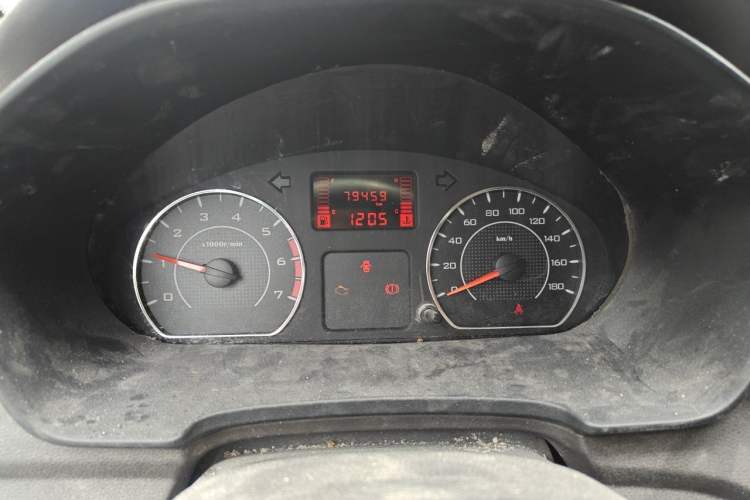 Used Wuling Hongguang V 2019 1.5L Standard Version China VI LAR Instrument Cluster