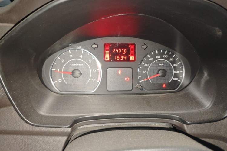 Used Wuling Hongguang V 2019 1.5L Jingqu Version China VI LAR Instrument Cluster