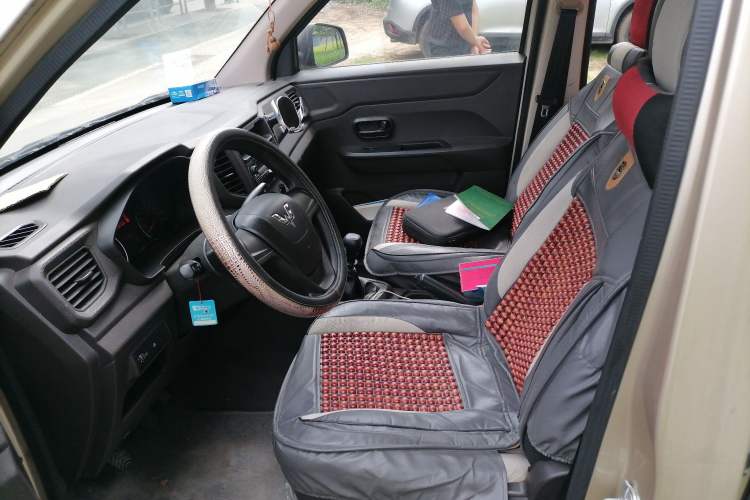 Used Wuling Hongguang V 2019 1.5L Jingqu Version China VI LAR Left Front Seat