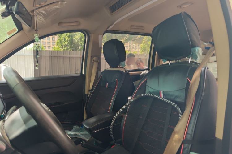 Used Wuling Hongguang V 2019 1.5L Enjoyment Version China VI LAR Left Front Seat