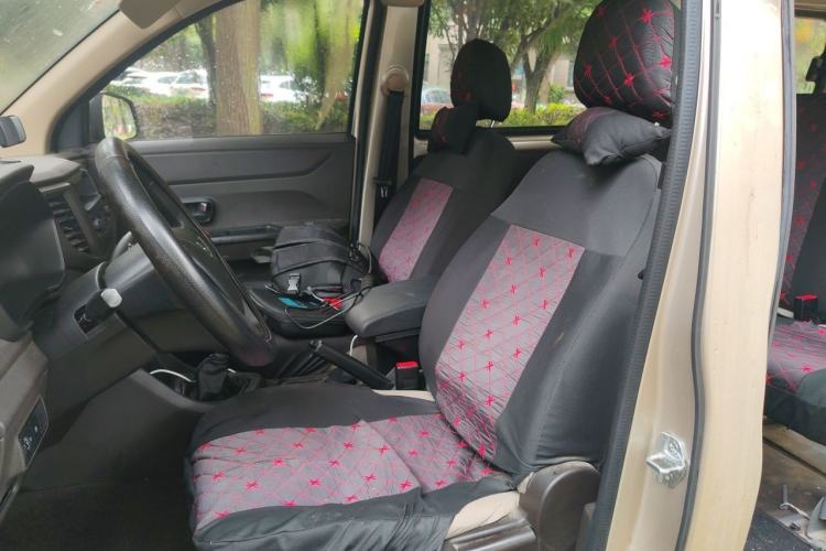 Used Wuling Hongguang V 2019 1.5L Jingqu Version China VI LAR Left Front Seat