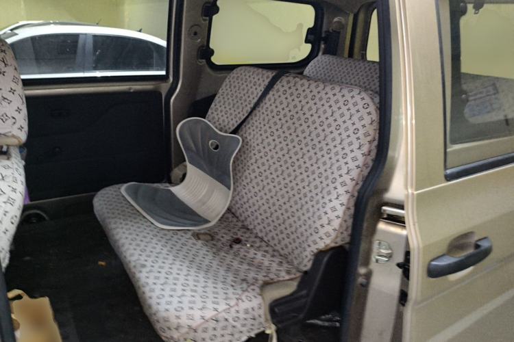 Used Wuling Hongguang V 2019 1.5L Jingqu Version China VI LAR Left Rear Seat