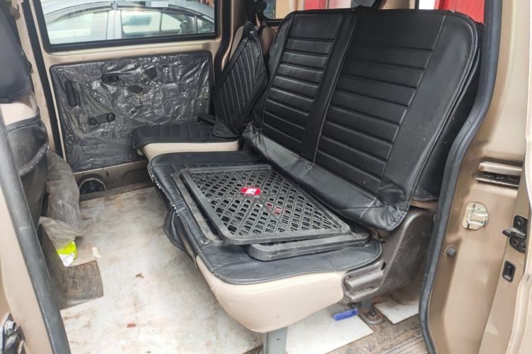 Used Wuling Hongguang V 2019 1.5L Jingqu Version China VI LAR Left Rear Seat