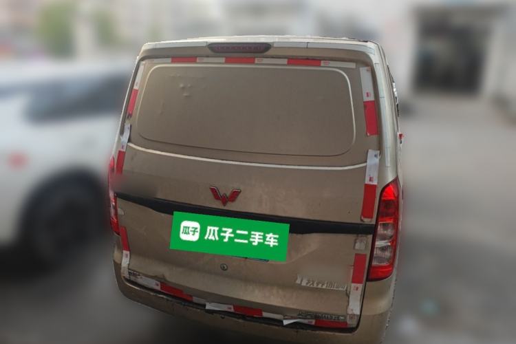 Used Wuling Hongguang V 2019 1.5L Jingqu Edition Sealed-Window Vehicle China VI LAR Rear