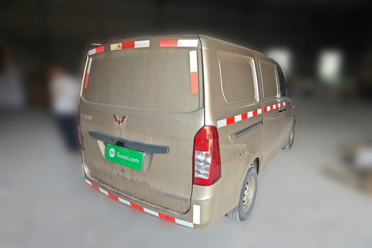 Used Wuling Hongguang V 2019 1.5L Base Window-Sealed Vehicle China VI LAR Rear Right 45 Deg