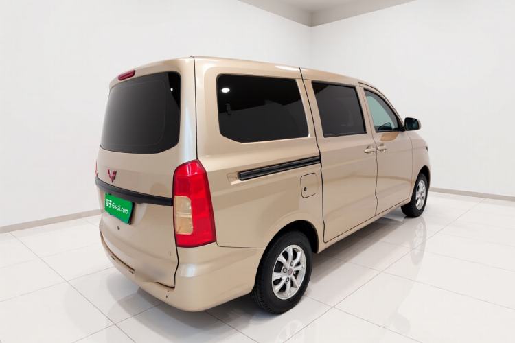 Used Wuling Hongguang V 2019 1.5L Enjoyment Version China VI LAR Rear Right 45 Deg