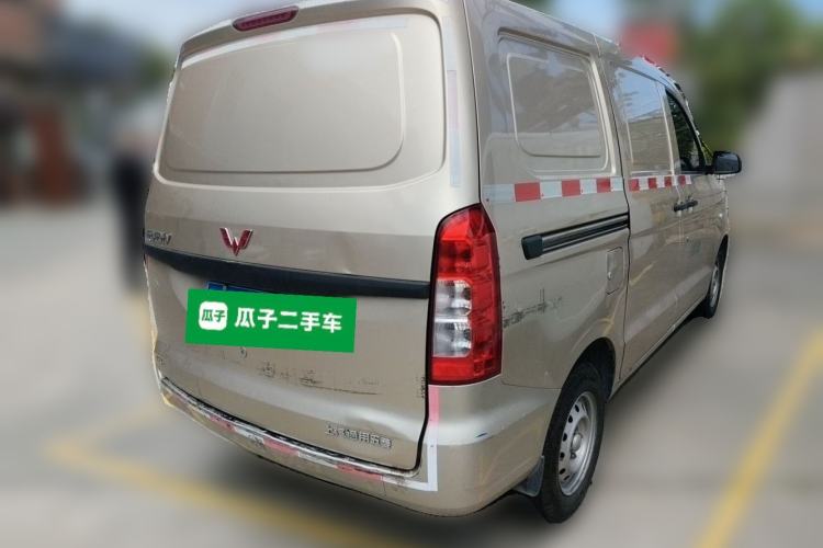 Used Wuling Hongguang V 2019 1.5L Jingqu Edition Sealed-Window Vehicle China VI LAR Rear Right 45 Deg